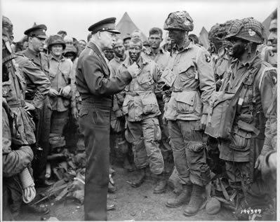 Ike encouraging troops
